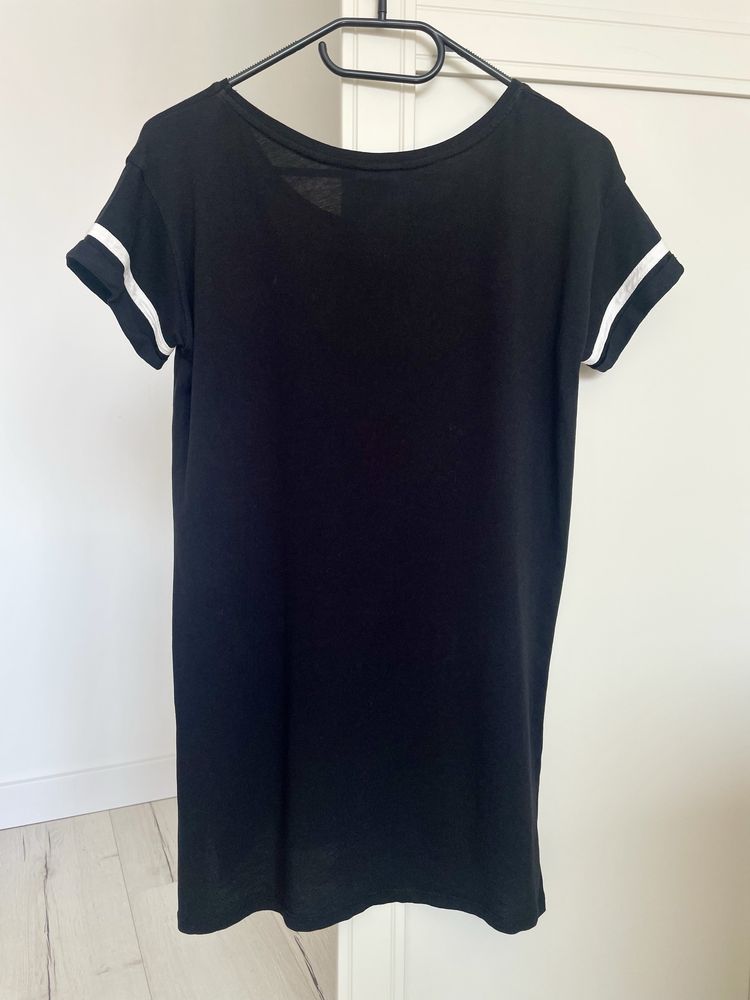 Czarny tshirt Bershka
