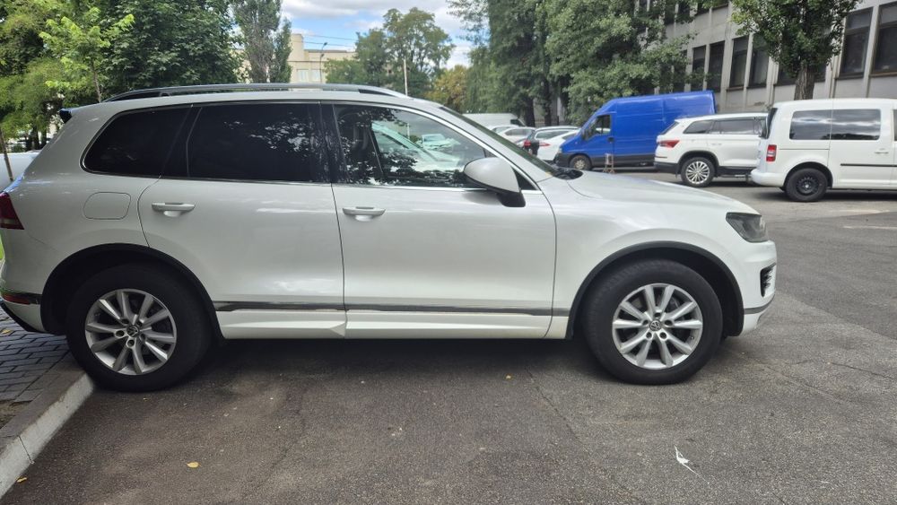VW Touareg 3.0 tdi Rline