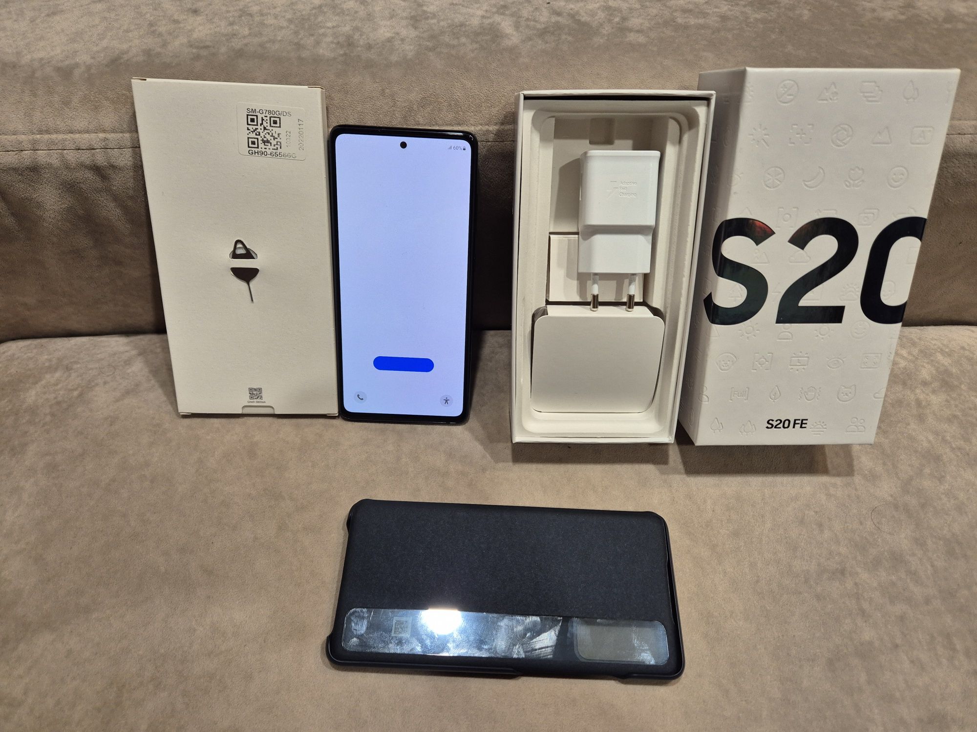 Samsung S20 FE - Stan BARDZO DOBRY
