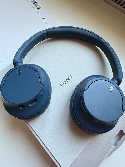 Wireless headphones - słuchawki bezprzewodowe SONY WH-CH720N - nowe