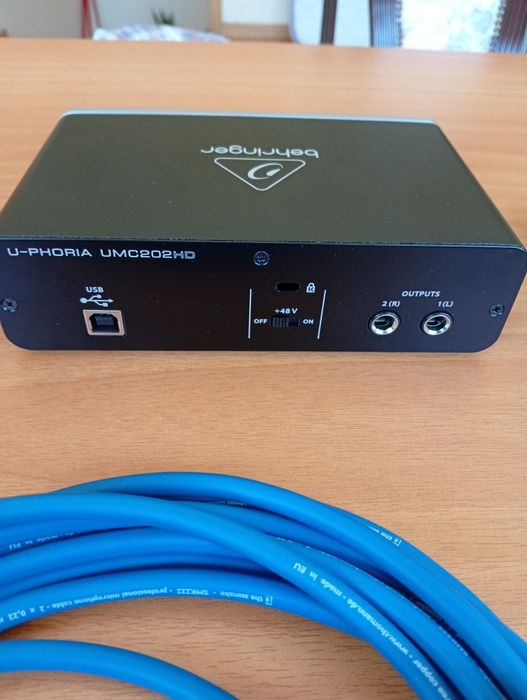 Interface beringher UMC 202hd nova