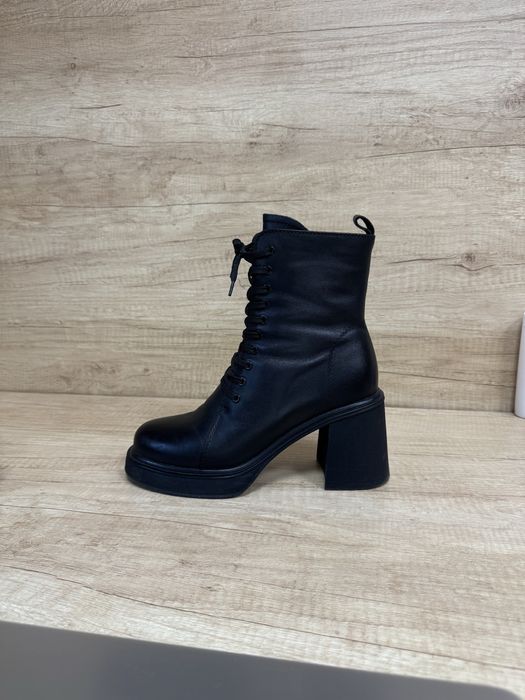 Сапожки шкіряні Vitto Rossi