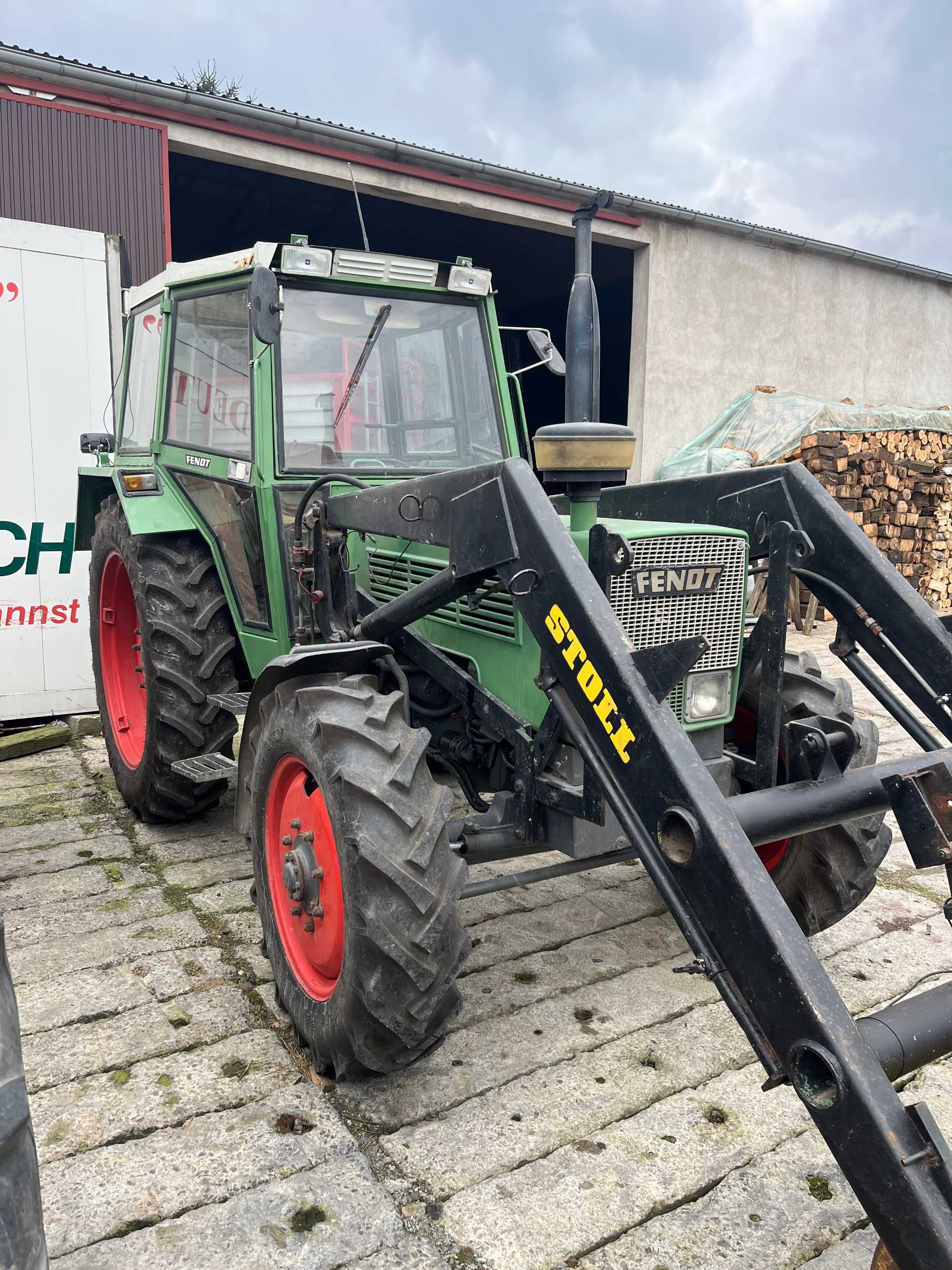 Fendt Farmer 106 LS z ładowaczem