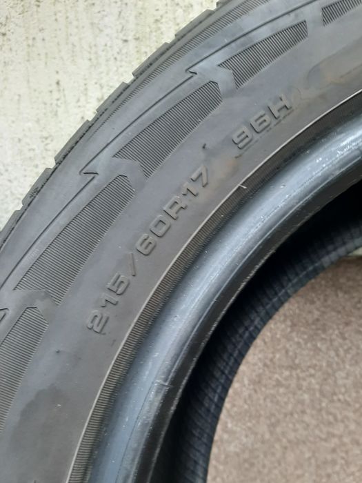 2x Opony zimowe 215/60R17 GoodYear UltraGrip Suv 7mm