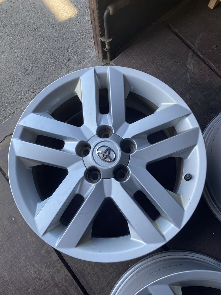 R17 5*114,3 et45 d60,1 Toyota rav 4 , C-HR, avensis