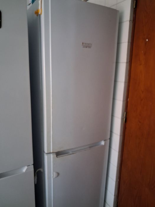 Frigorífico Hotpoint (Ariston) usado, Funcionando
