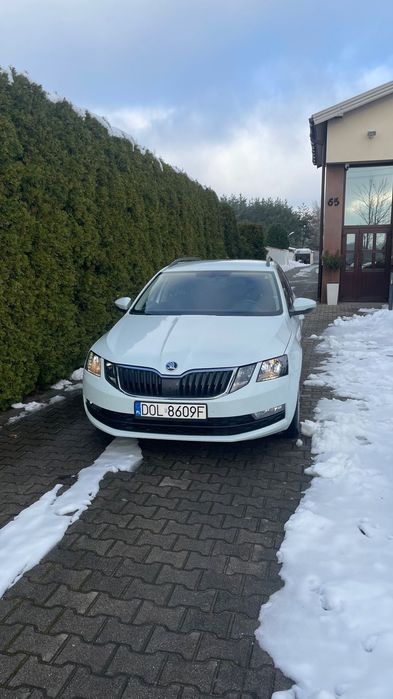 Skoda Octavia 1.4 benzyna zarejestrowana bogato wyposażona