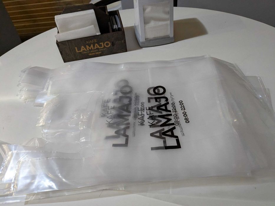 Візитки, флаєри, пакети, брошури, наклейки, етикетки, поліграфія, сети