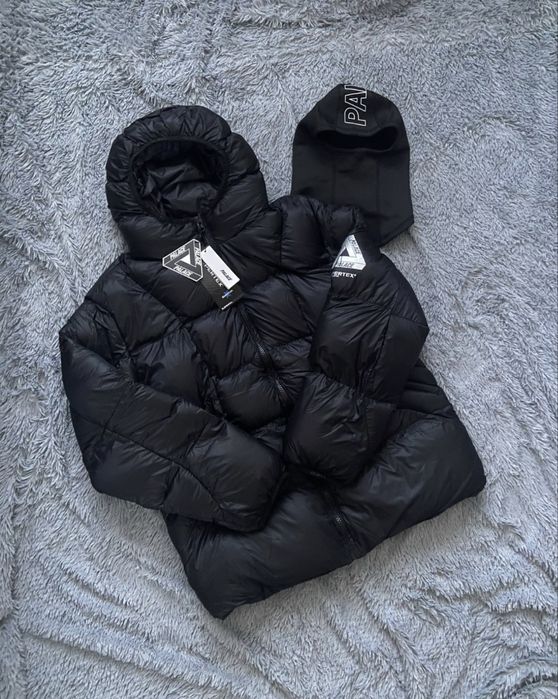 Зимовий пуховик Palace