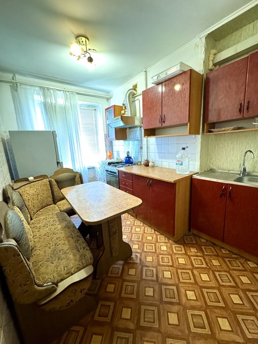 Продаю 2 х комнатную квартиру на пр Мира / Площадь Победы