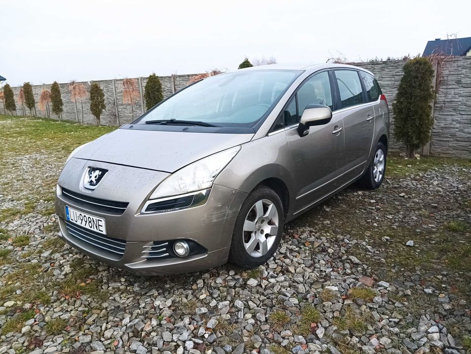 peugeot 2010r 7-osobowy 1.6 HDI