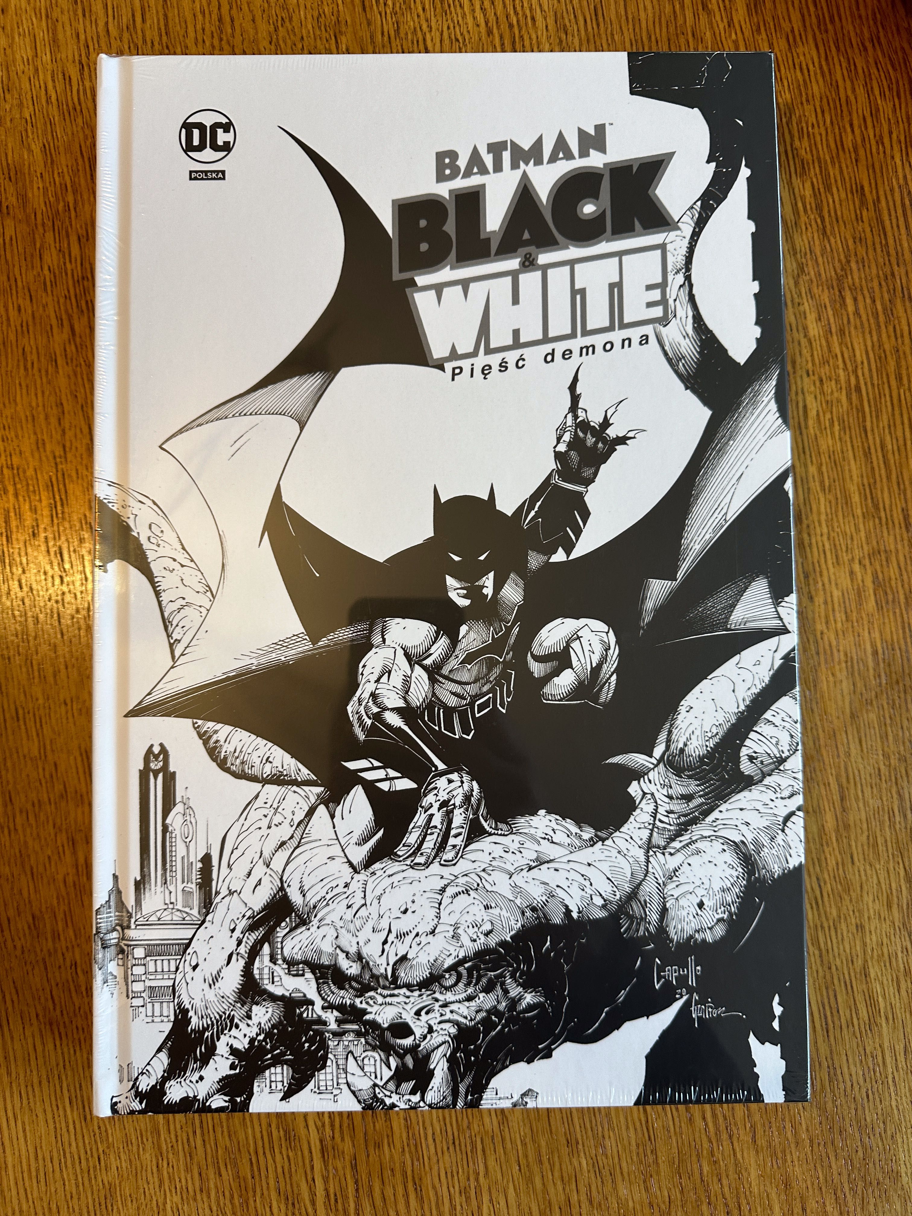 Batman Black & White Pięść demona. Folia