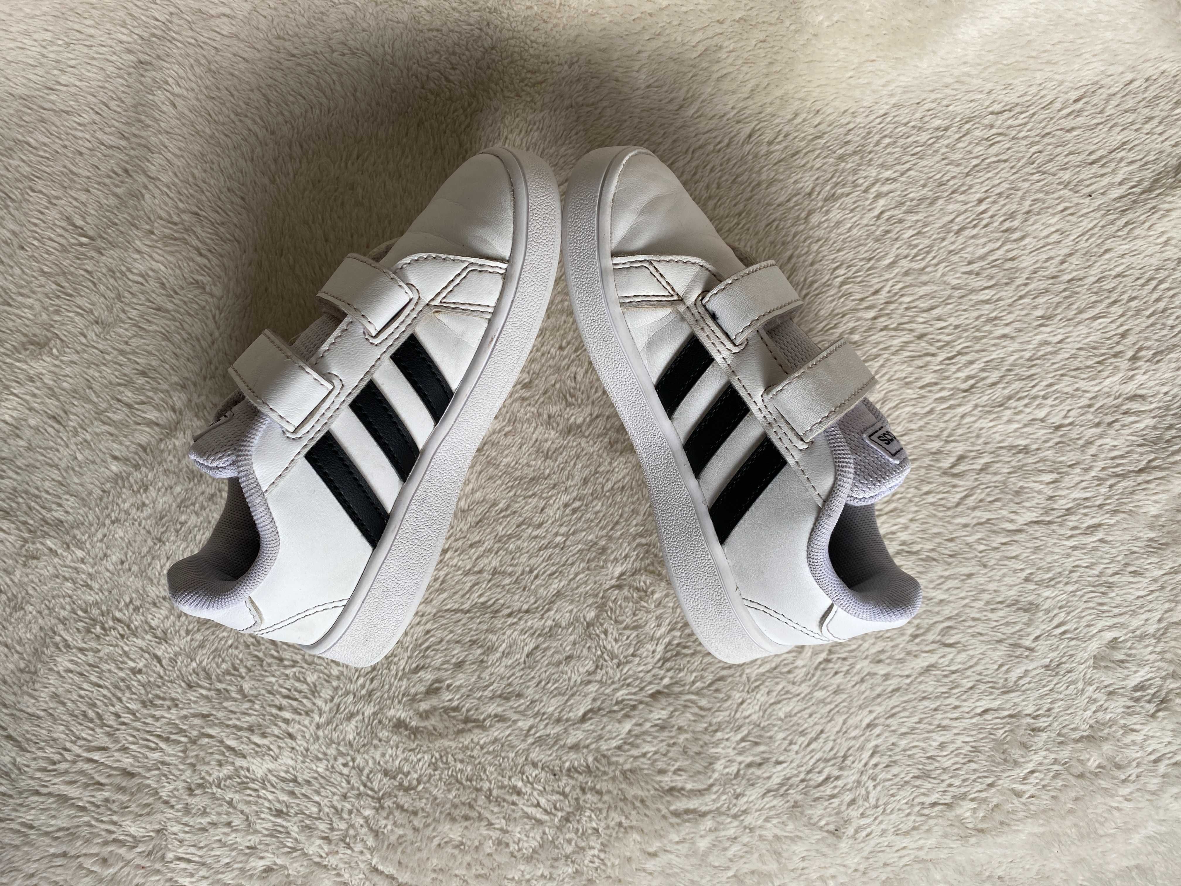 Кросівки Adidas оригінал, розм 25,5