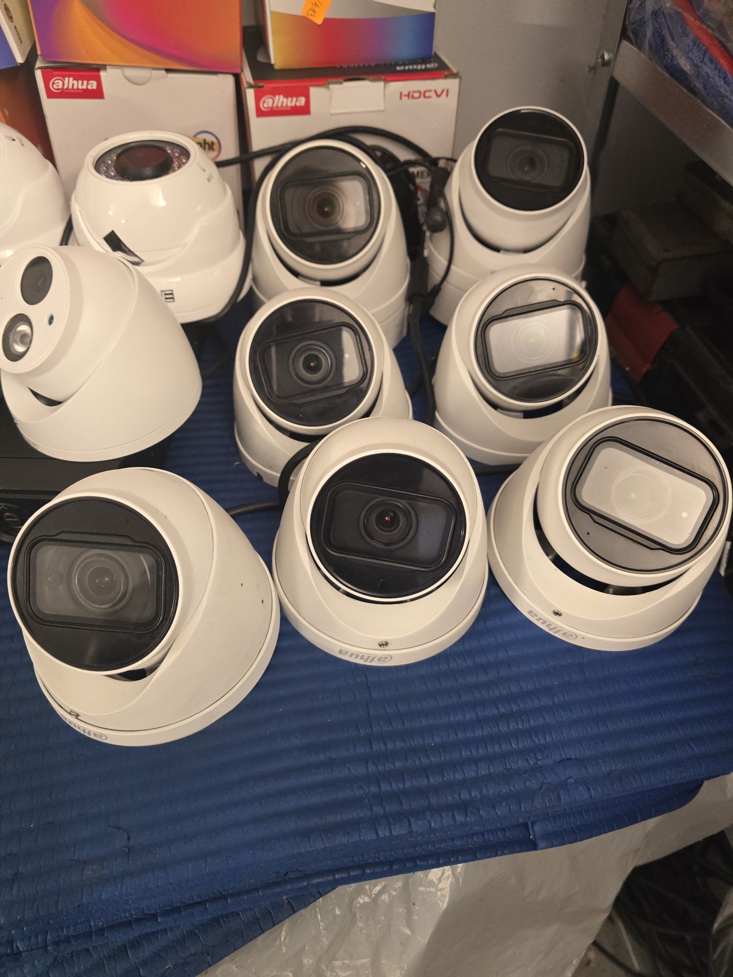 Megaz zestaw monitoringu dahua 12x Kamer 5mpx moto zoom colorVu