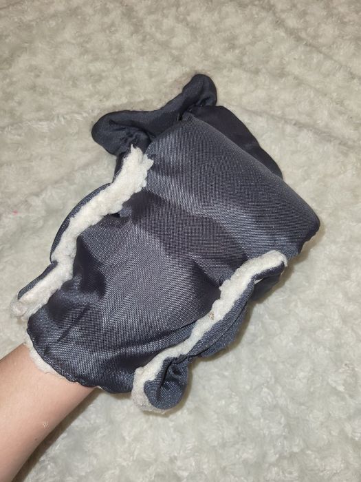 Муфти, рукавиці на коляску сірого кольору на овчині