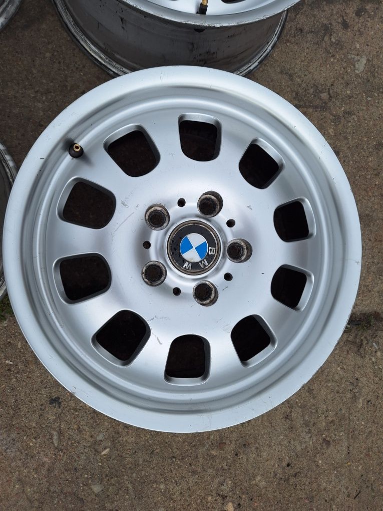Alufelgi 5x120 16 BMW ET47 E46 E36 F22 F23 E81 E82 E87 F20 F21 koła fe