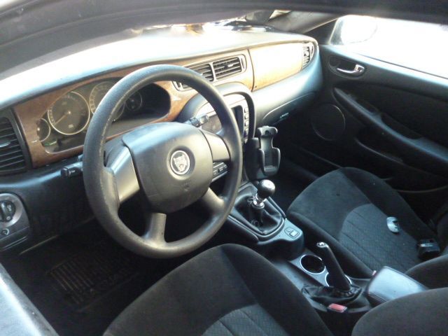 JAGUAR X-TYPE SW 2004 PARA PEÇAS