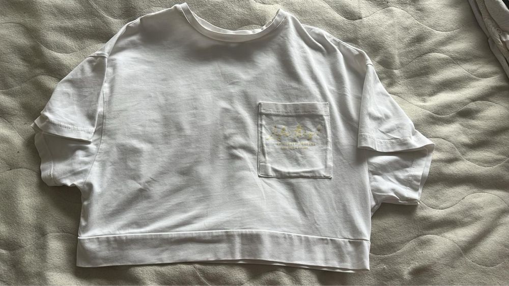 Футболки 158р, як нові