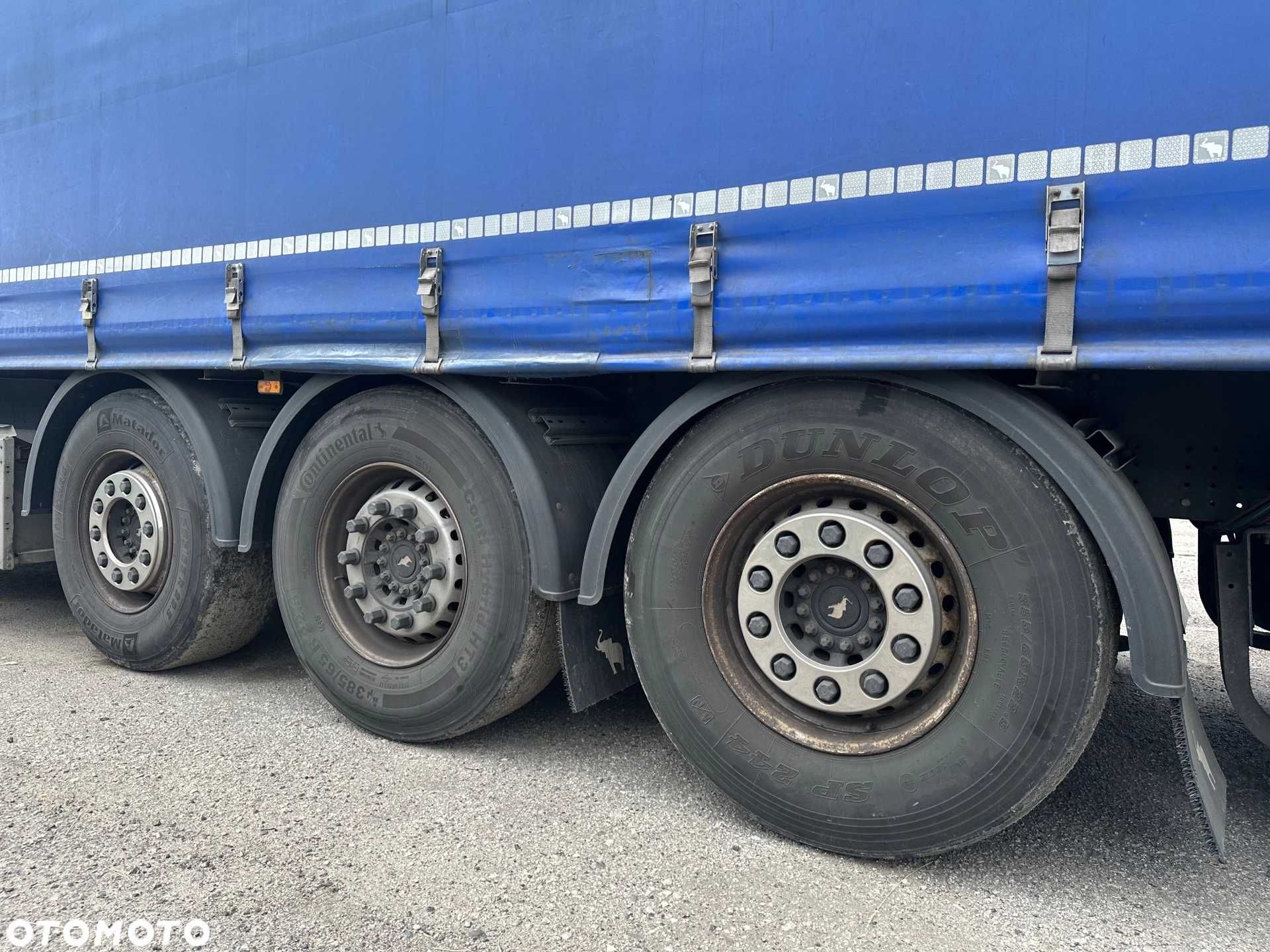 Schmitz Cargobull SCB S3T Schmitz / тентована / XL / 2X підйомні осі /