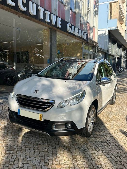 Peugeot 2008 1.2 PureTech Allure