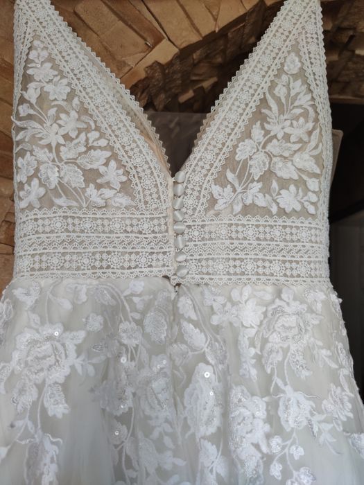 Весільна сукня продам