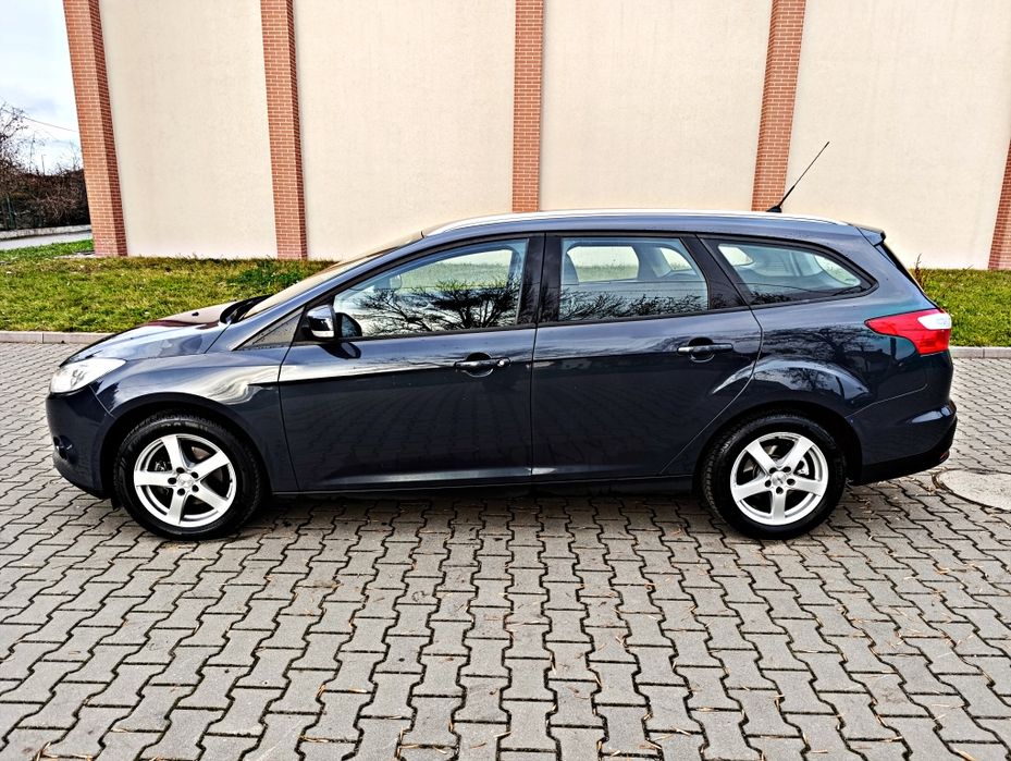*Ford Focus*1.6 benzyna*2011r.*SUPER stan*