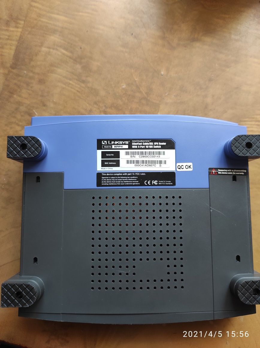Продаю маршрутизатор LINKSYS BEFVP41.