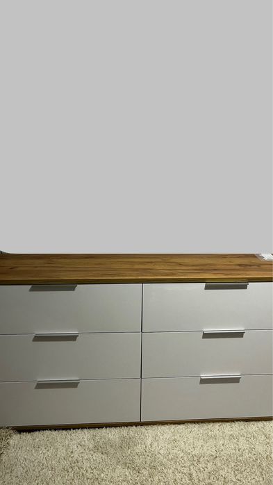 Продам комод на шість ящиків