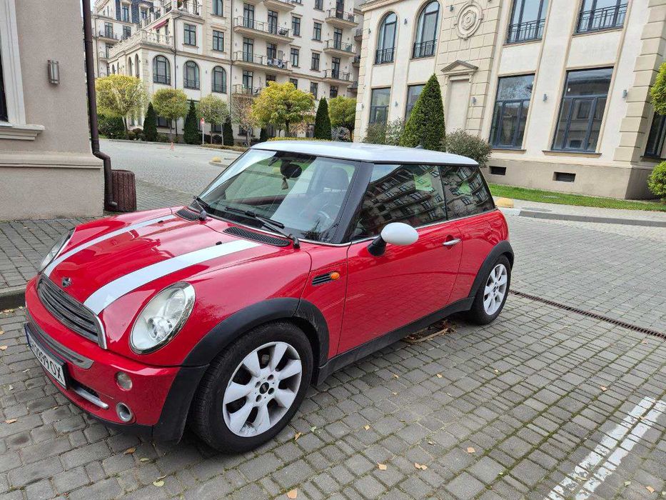 Продається  MINI Cooper Hatch R56