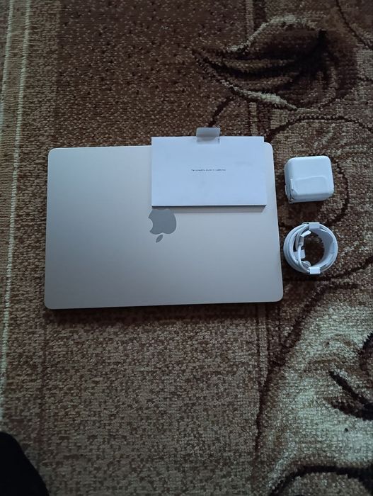 MacBook Air M4 16/256 Gb