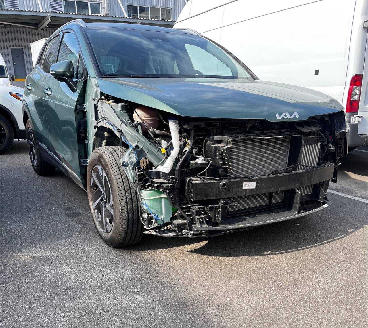 Покраска авто на Троещине, Рихтовка, кузовной ремонт авто после ДТП