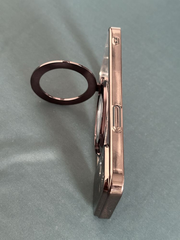 Etui KATHY TECH z obiektywem – iPhone 14 styl retro