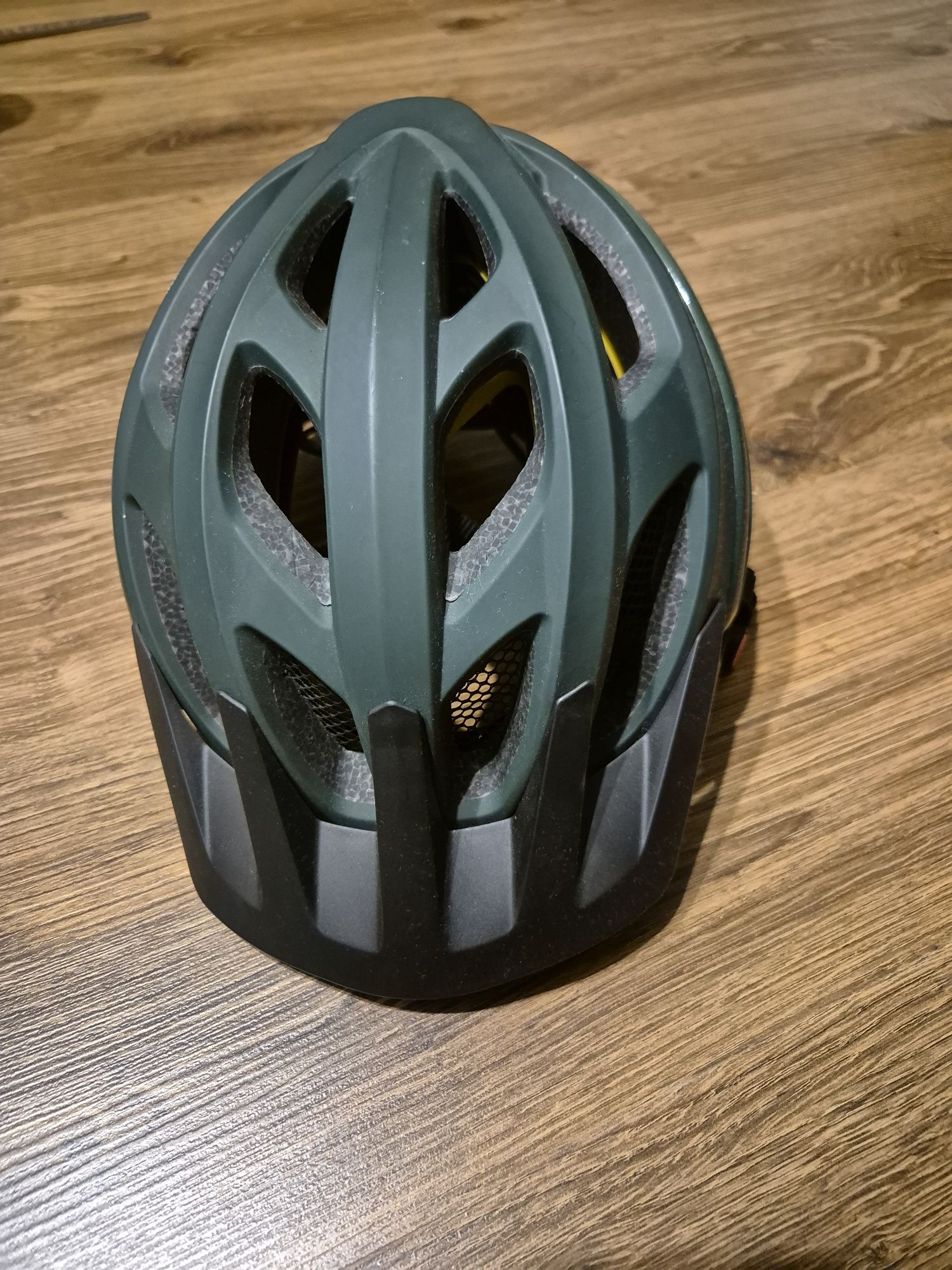Kask rowerowy uvex mips
