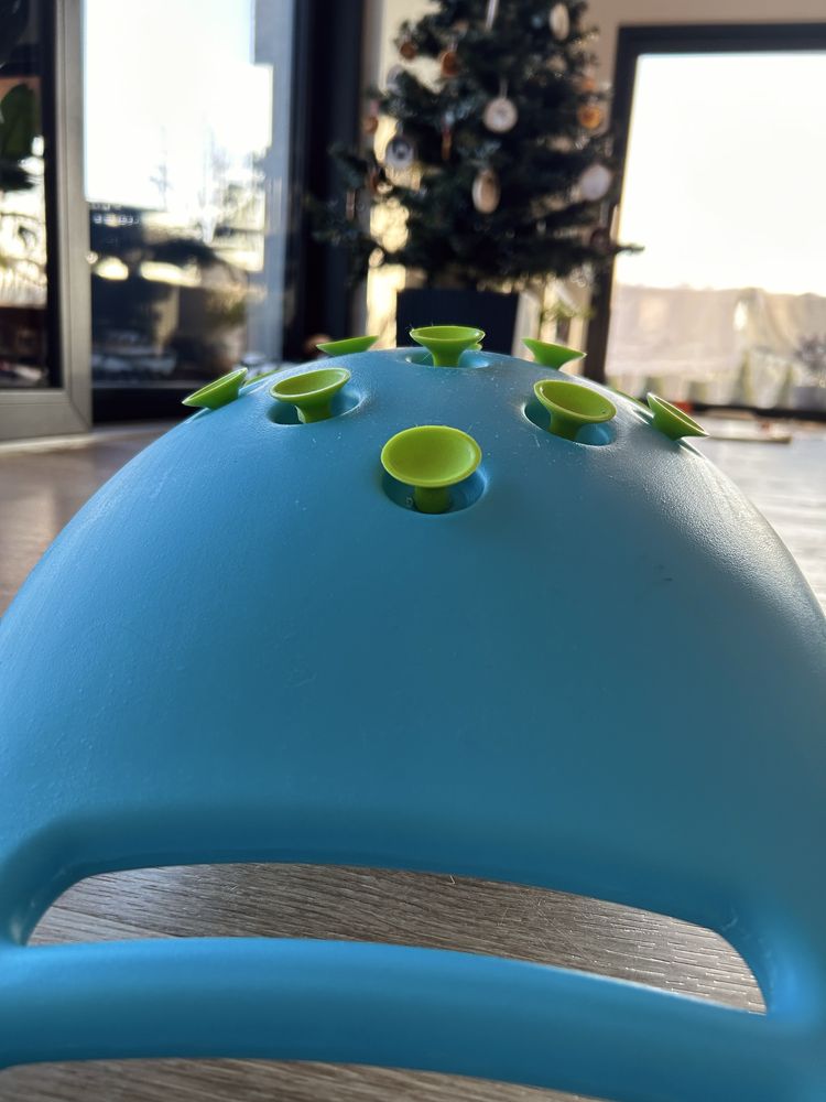 Bujawka Fat Brain Toys Teeter Popper niebieska deska do balansowania