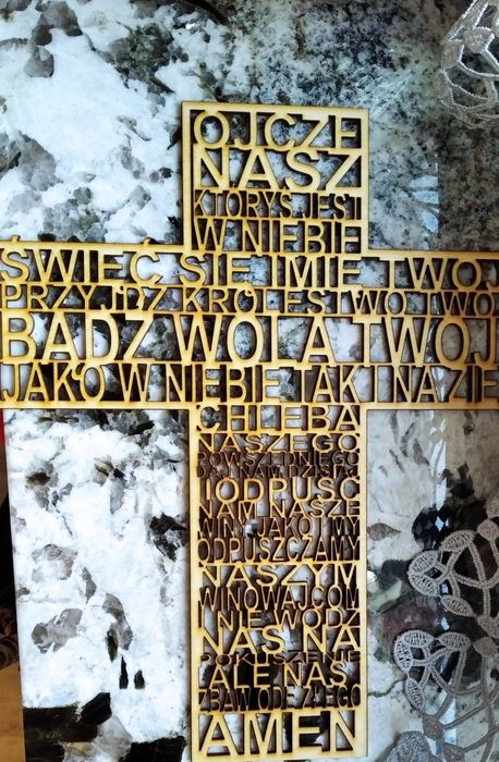 Krzyż drewniany duży z Modlitwą Ojcze Nasz