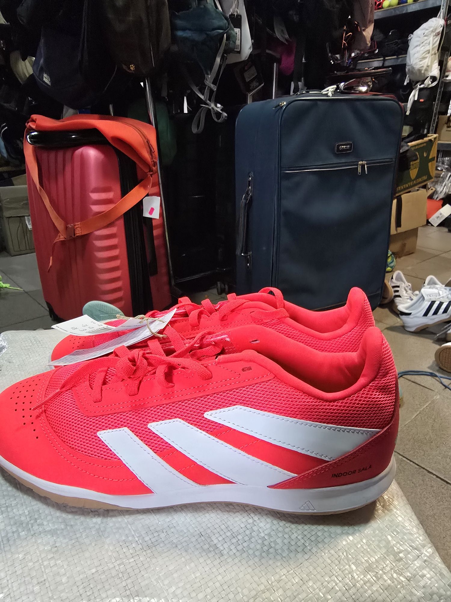 Футзалки adidas Predator Club IN Sala - червоний
