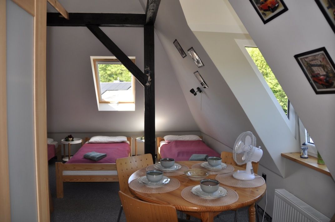 apartament z antresolą, parking - 10 minut do plaży zachodniej