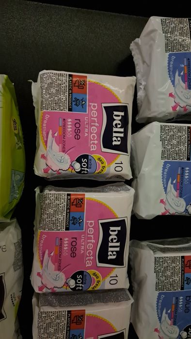 Podpaski Bella Perfecta i Herbs12 paczek, 120 sztuk.