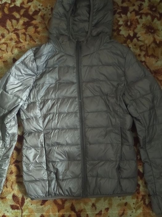 Ветровка,Пуховик стограмовка