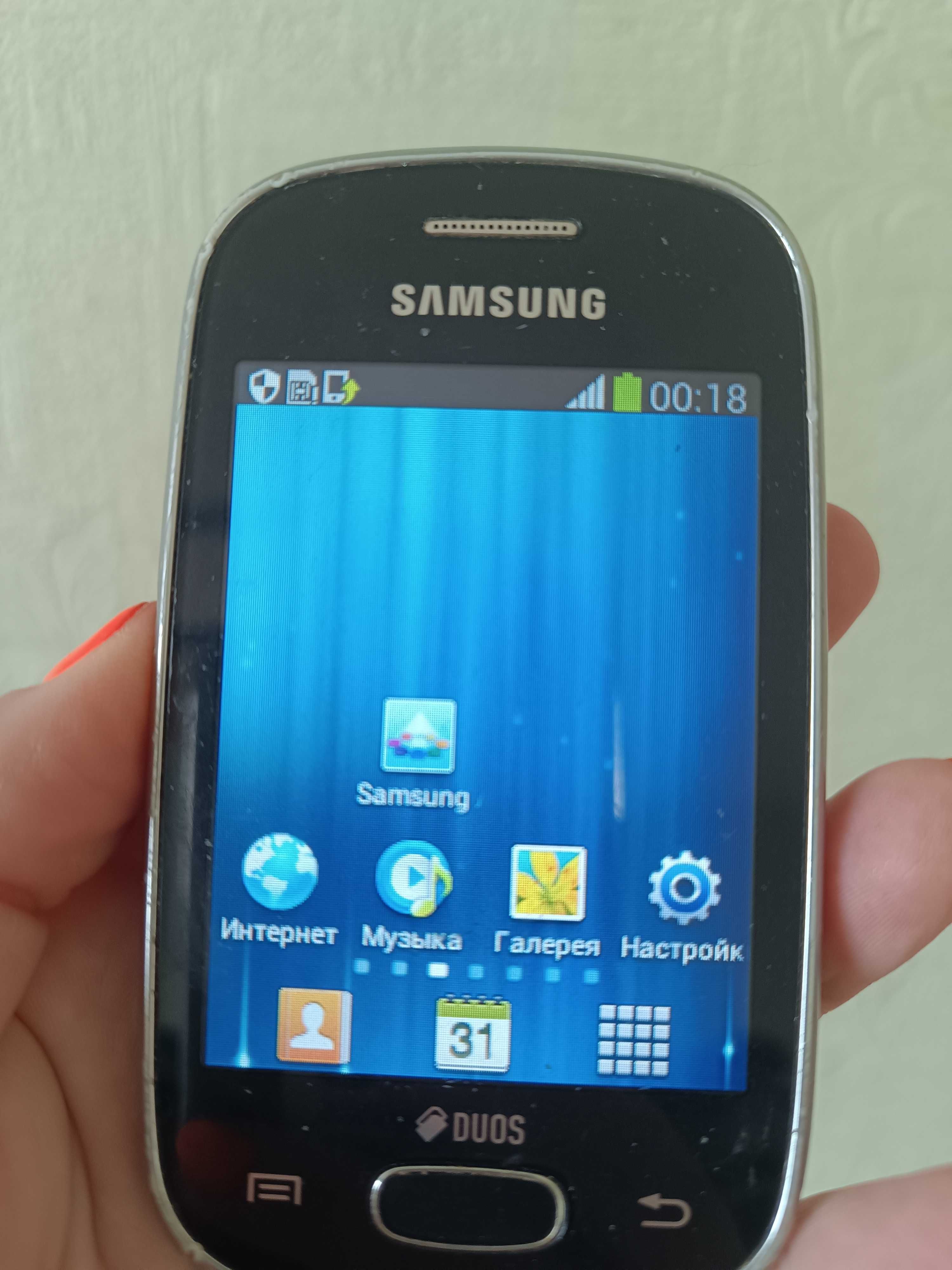 Смартфон Samsung Galagy Star GT-S282