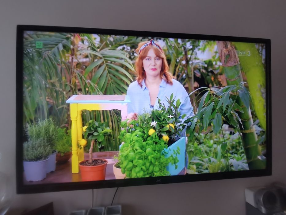 TV JVC 40 cali FULL HD