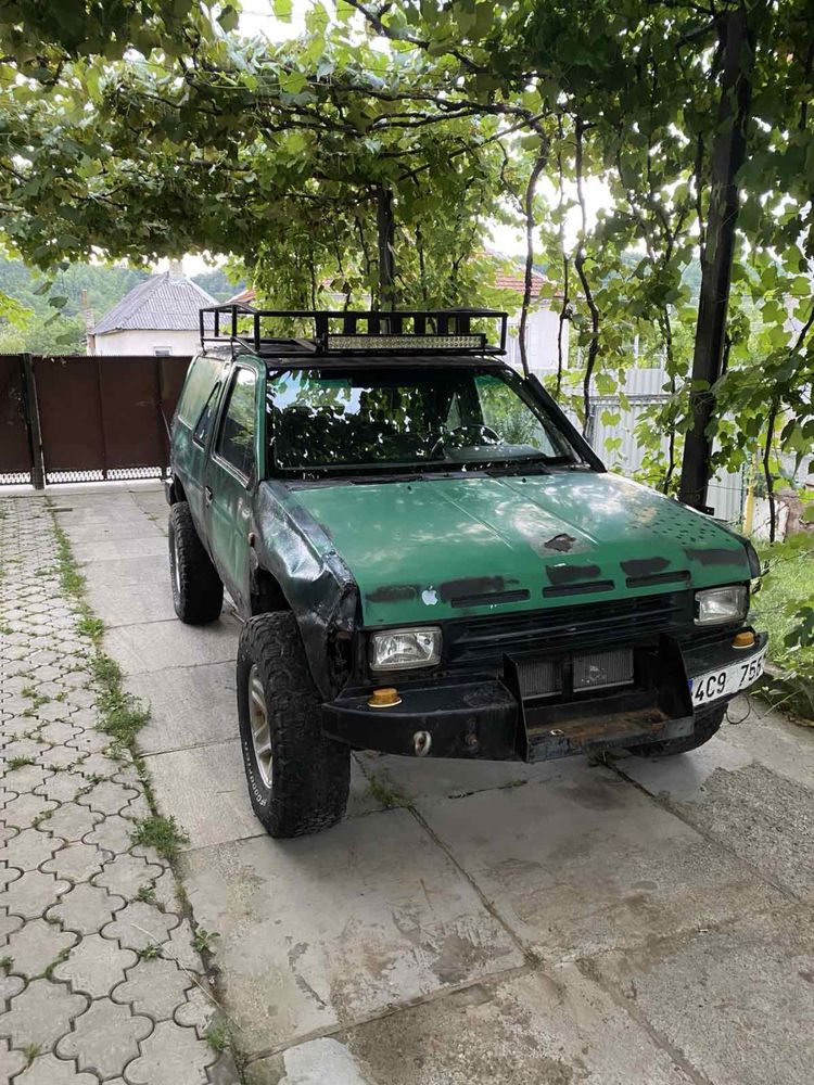 Продам Nisan Terrano 2.7 TD
