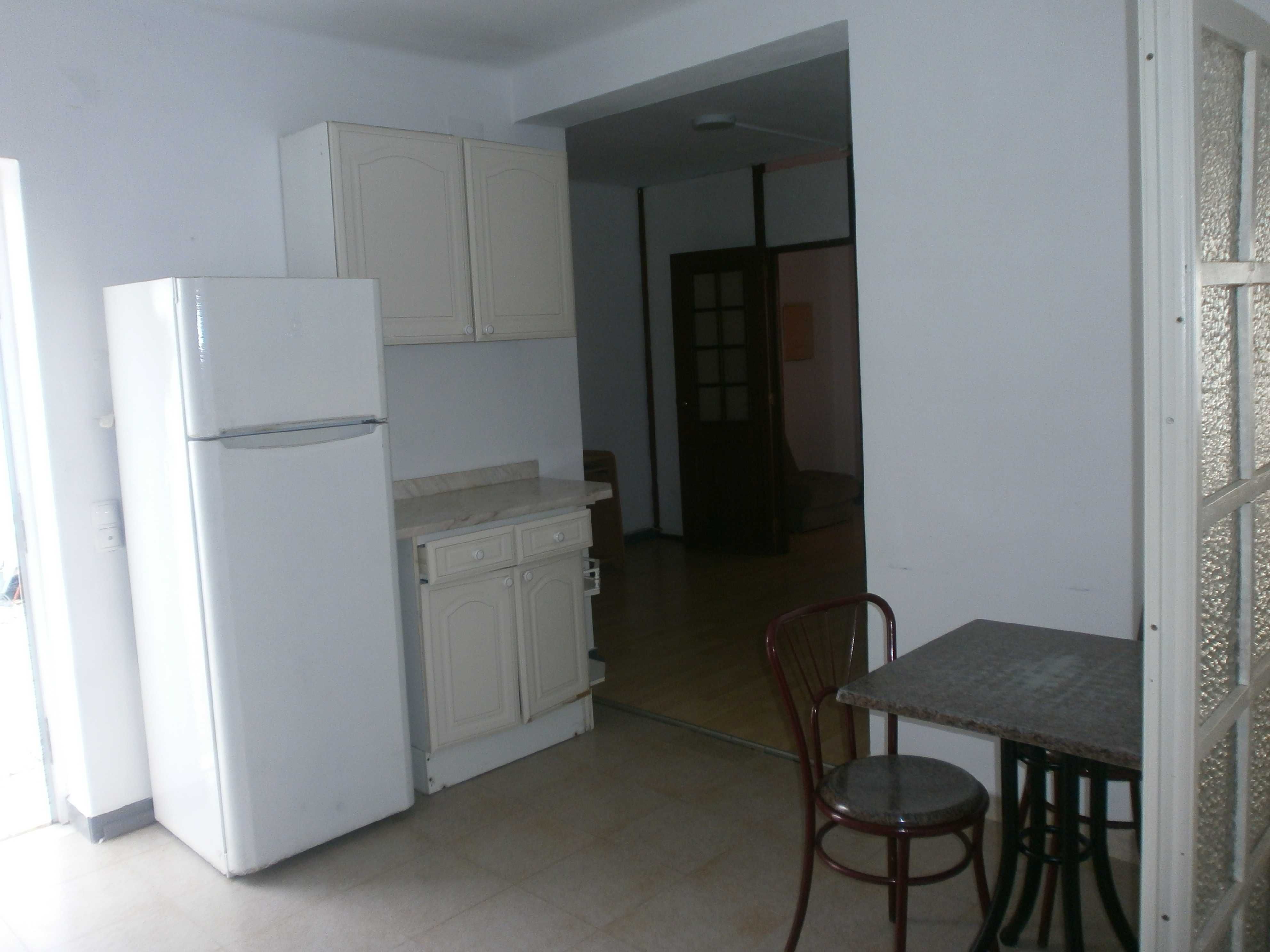 Casa no centro da aldeia