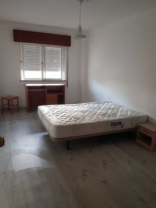 Alugo Quarto em Faro a Rapaz estudante
Despesas incluidas