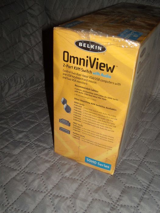 Belkin OmniView 2-portowy przełącznik KMV z audio