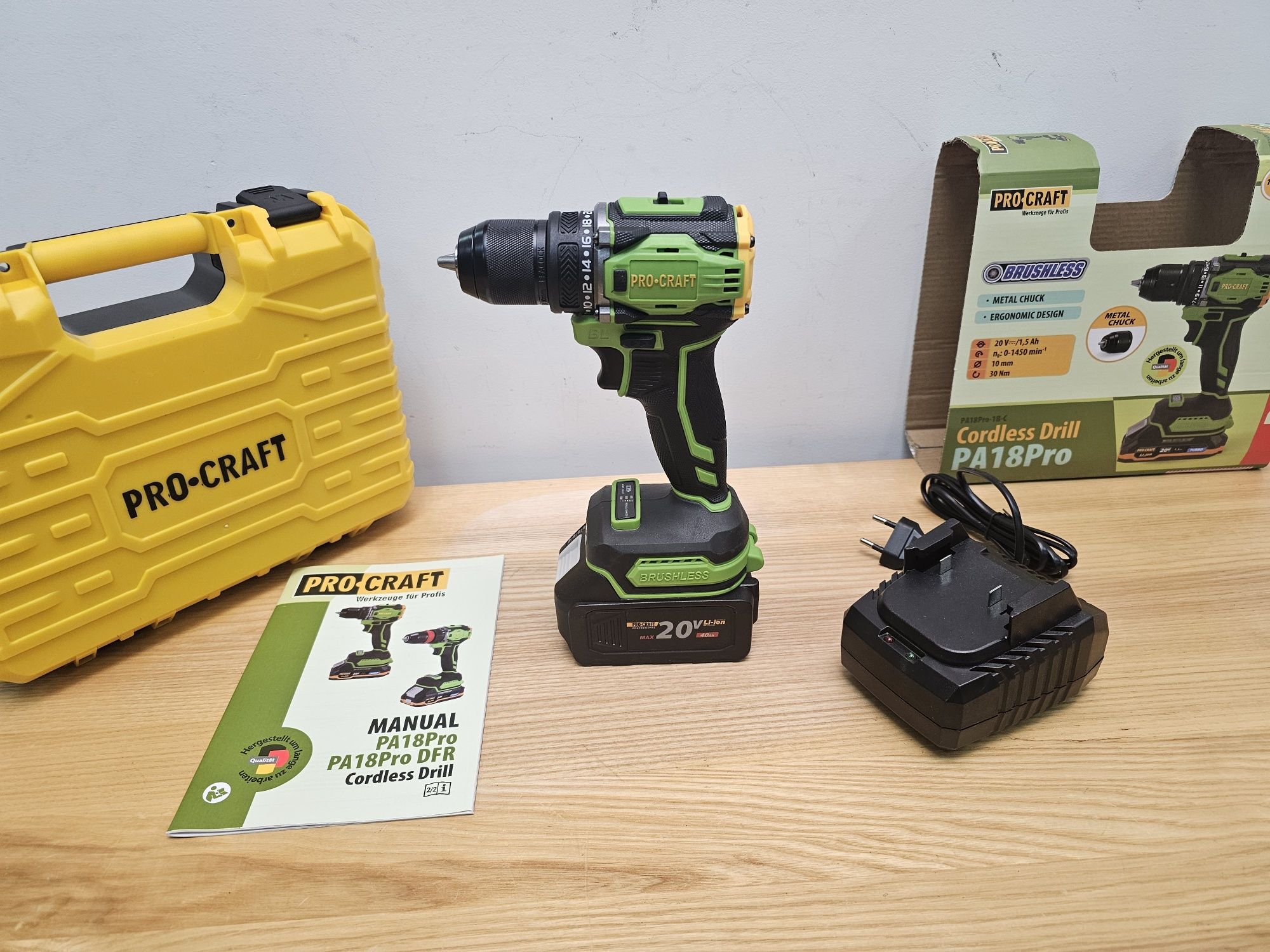 4.0Ah +з.у станция +Шуруповерт ProCraft Pa18pro Бесщеточный +Кейс