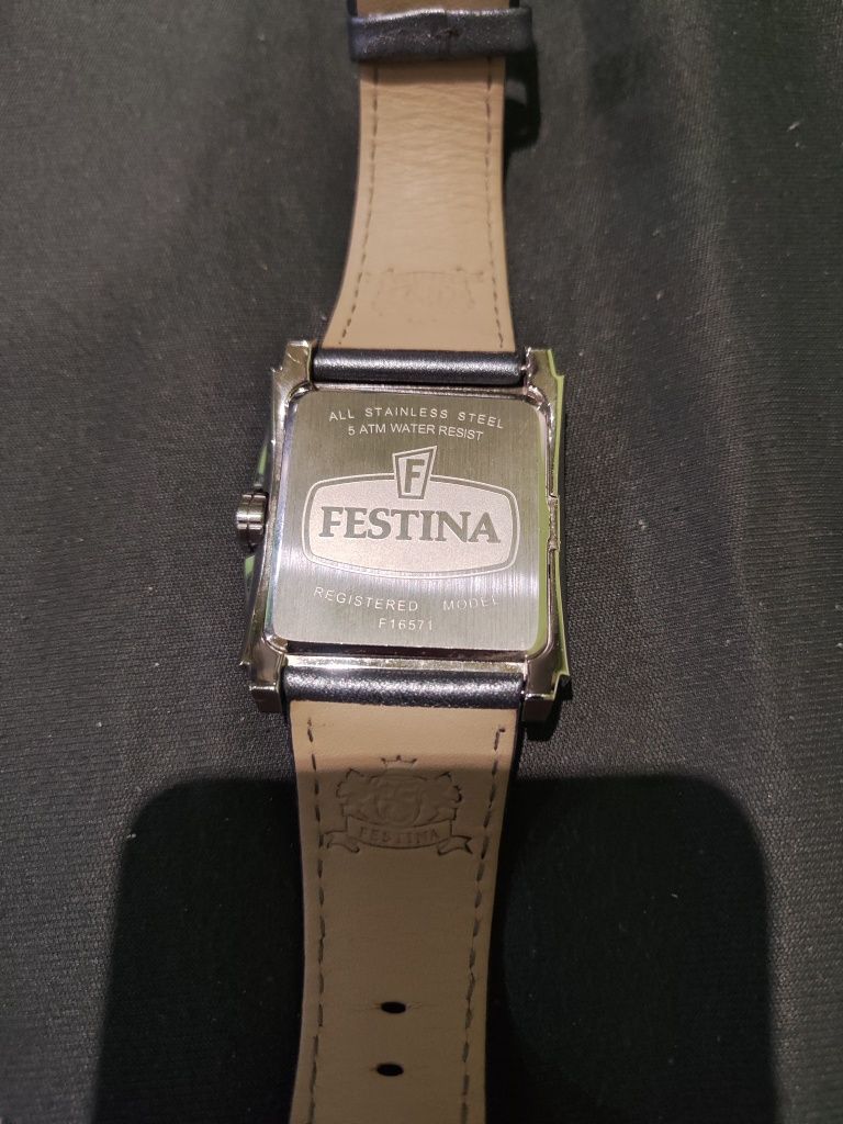 Zegarek damski Festina F16571 stan bdb