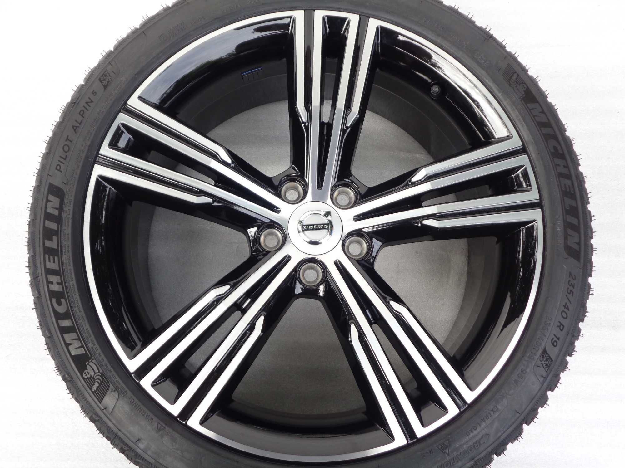 FELGI Alufelgi 19 5x108 VOLVO V60 S60 V90 S90 ET 42 JAK NOWE 2022r