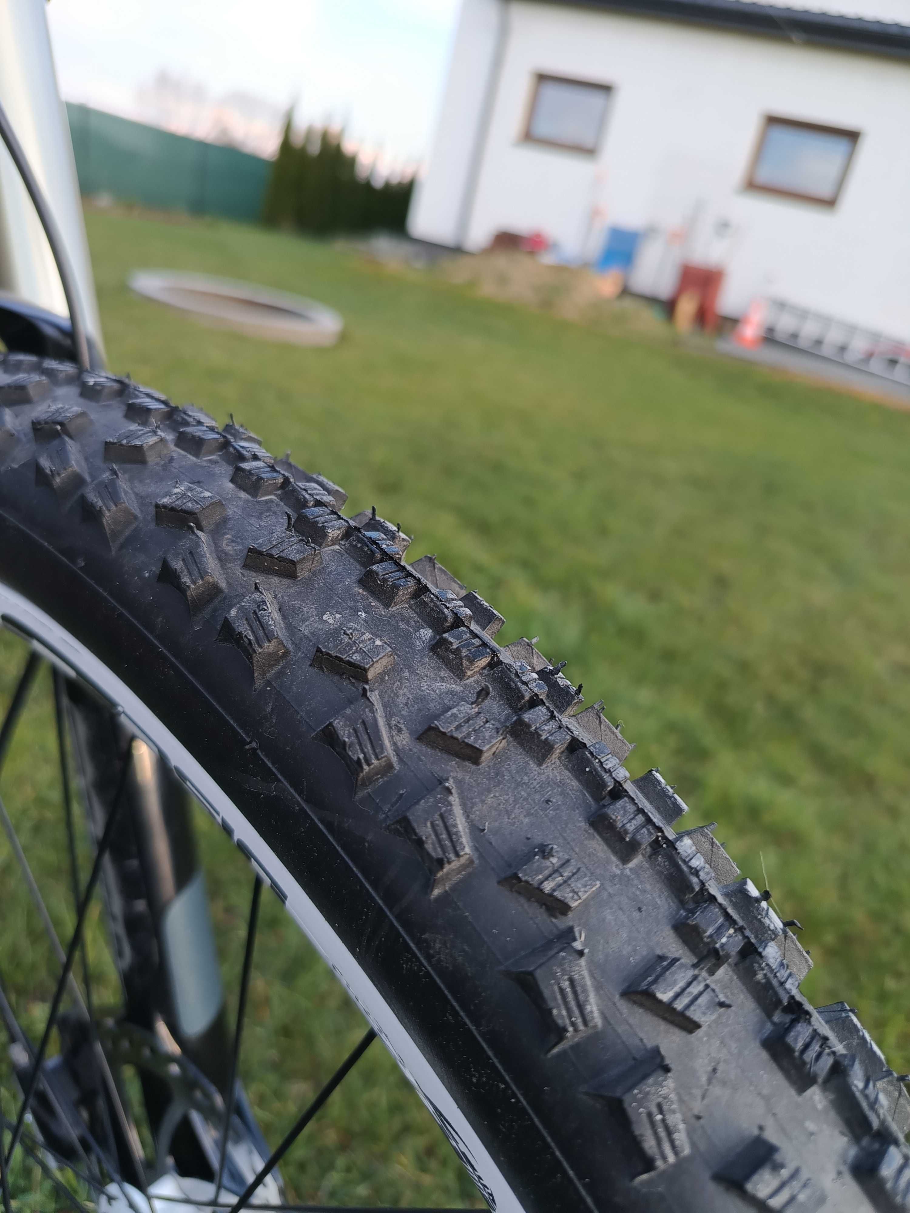 Rower MTB Hardtail Author