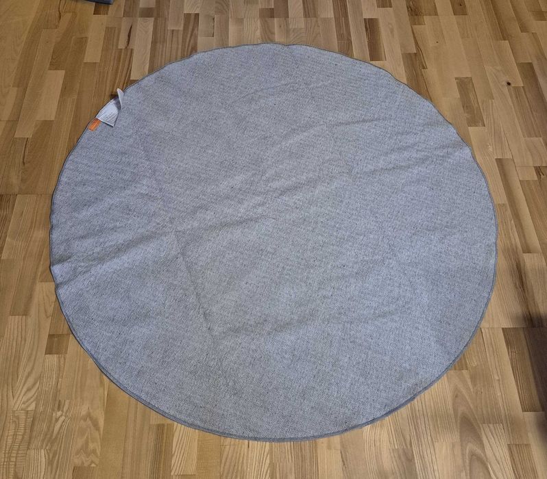 Dywanik okrągły – antypoślizgowy, puszysty dekorator sypialni - 120cm